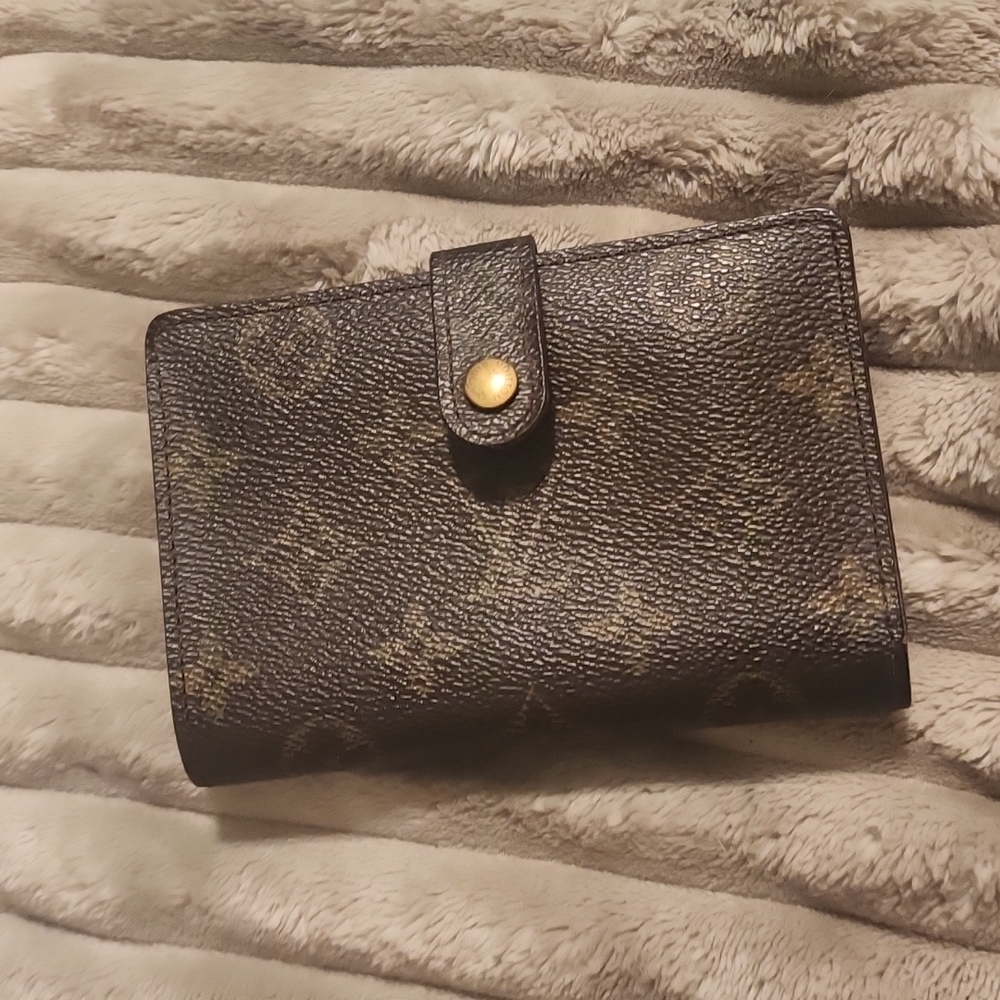 Authentic Louis Vuitton Wallet